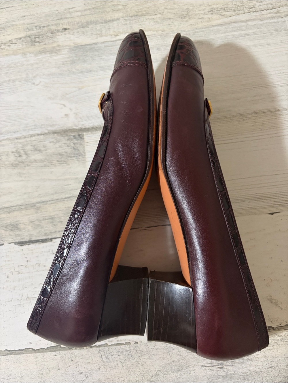 Salvatore Ferragamo Burgundy Croc-Accent Leather Pumps with Gold Buckle - Picture 8 of 11